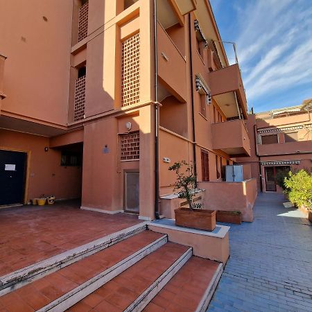 Appartement Via Alberti Terrazza Vista Aperta- Free Parking à Pietra Ligure Extérieur photo